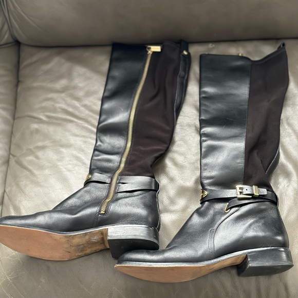 Michael kors boots - Picture 2 of 2